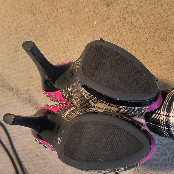 Guess Snake skin sky high heels - Picture 4 of 5